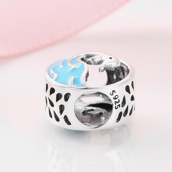 Sterling 925 Silver Dolphin Charm to fit all pandoras - Picture 3 of 3